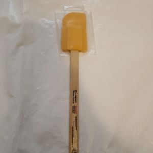 LE CREUSET Plate Scraper Spatula Gold